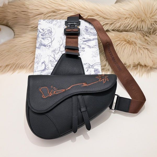 Classic Dior CACTUS JACK calfskin saddle shoulder bag det20063