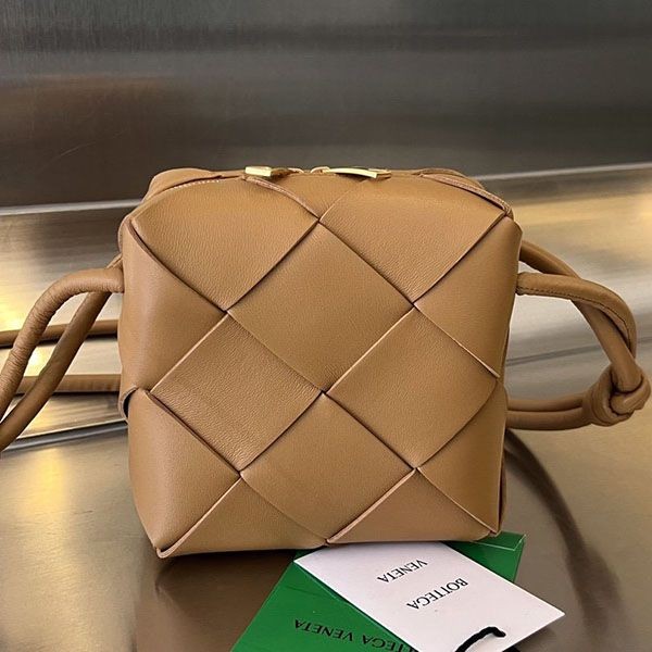 Nice Bottega Veneta Mini Cassette Replica Camera Bag Box69473 Nice Bottega Veneta Mini Cassette Replica Camera Bag Box69473