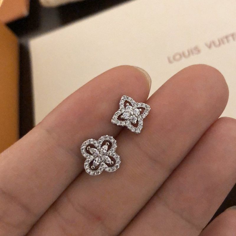 [Popular]? Louis Vuitton Puce Replica Empreinte Earrings vuw29729