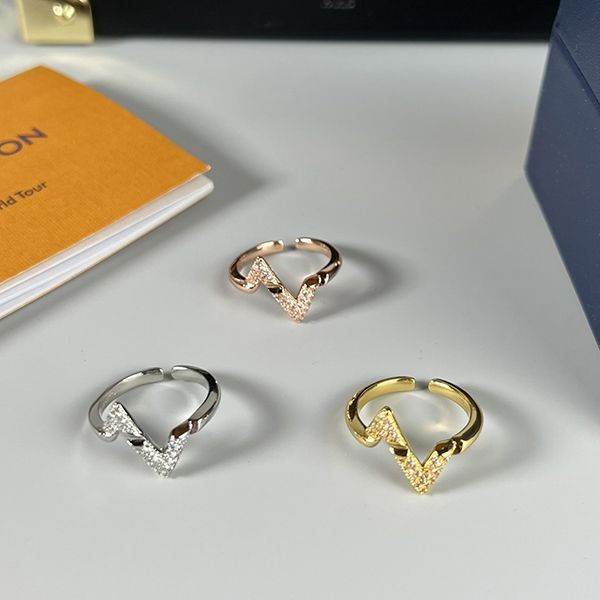 [Popular item] Louis Vuitton ring replica diamonds available in 3 colors vuh23716