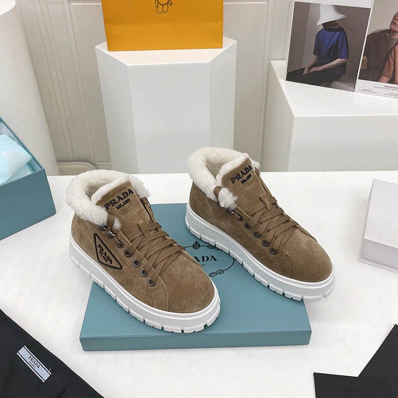 Classic Prada double wheel sneakers pur49620