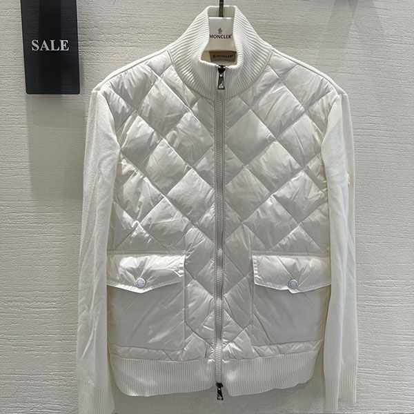 Best Price Guaranteed Moncler Arvouin Short Down Jacket Replica moe23238