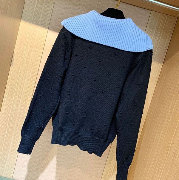 Sure to sell out Chanel knit top sweater shk82077