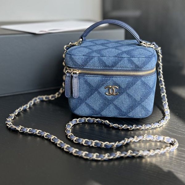 Sold Out Chanel Small Vanity Case Replica shi56514 Sold Out Chanel Small Vanity Case Replica shi56514