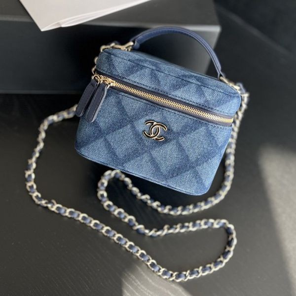 Sold Out Chanel Small Vanity Case Replica shi56514