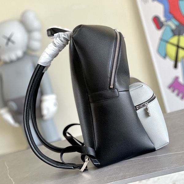 Louis Vuitton Discovery Backpack Replica vun96793, popular all over the world