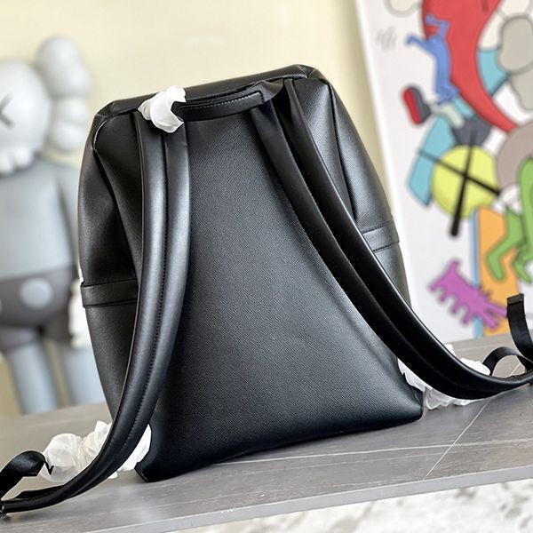 Louis Vuitton Discovery Backpack Replica vun96793, popular all over the world