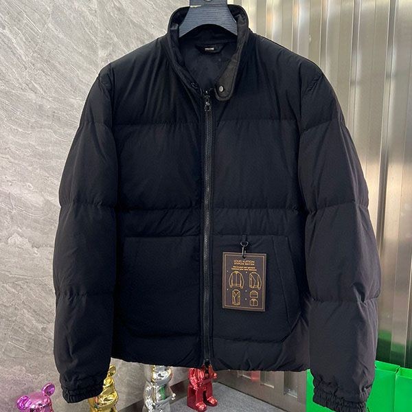 Luxury brand Louis Vuitton reversible down jacket vum01149
