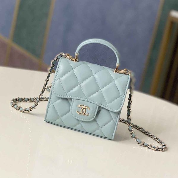 Secured Chanel Chain Clutch Enamel Mini Bag Replica shp51706 Secured Chanel Chain Clutch Enamel Mini Bag Replica shp51706