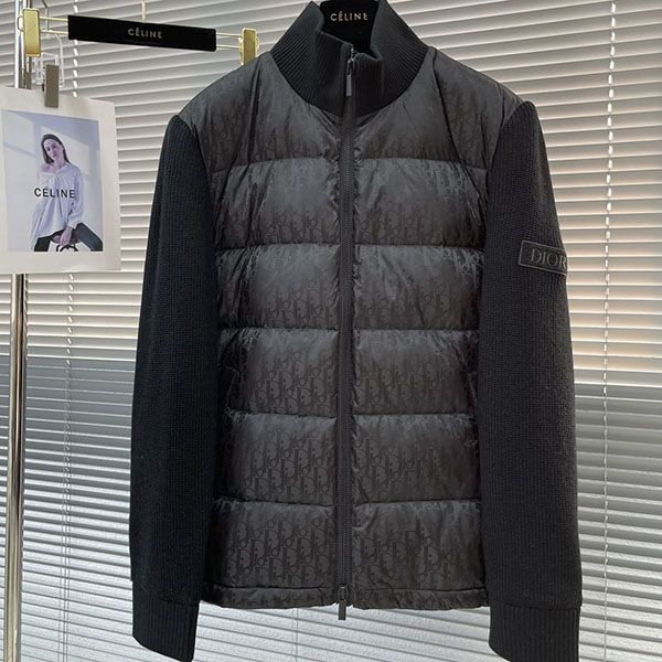 The hot topic! Dior Oblique Down Jacket Replica des91186