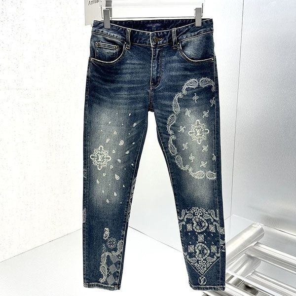The hottest topic! Louis Vuitton Monogram Patch Jeans Replica vuu23441