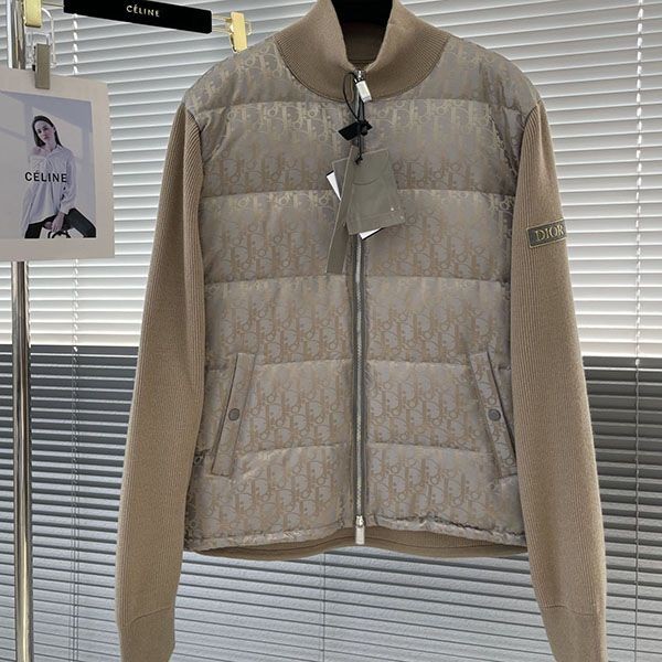 Love at first sight? Dior Oblique Down Jacket Replica dew12960