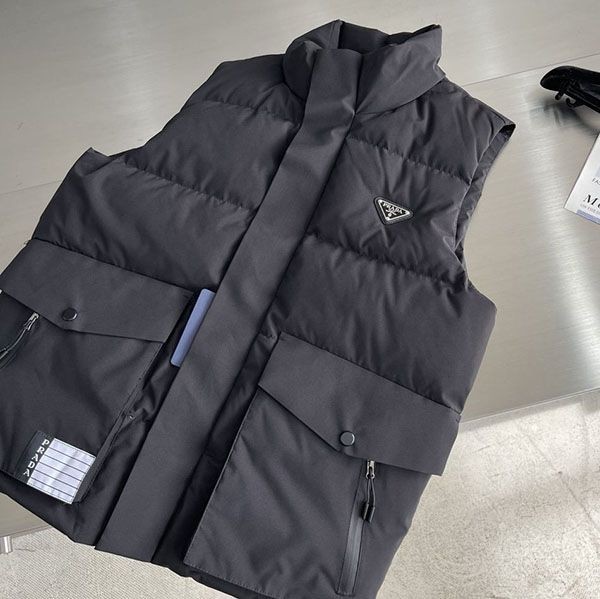 Easy to use Prada down vest with copy logo pua38413