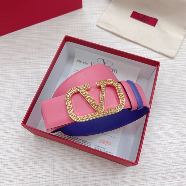 Love at first sight? Valentino GARAVANI Stone Logo Belt Replica Vuy71288
