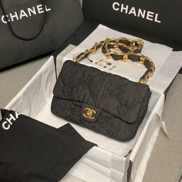 Chanel Underarm Bag Replica AS3216 Total Sales No. 1! shd19898