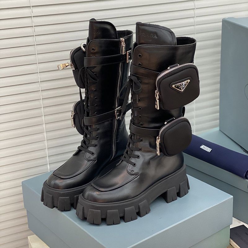 Love at first sight? Replica Prada brushed leather x nylon Monolith boots puk05319