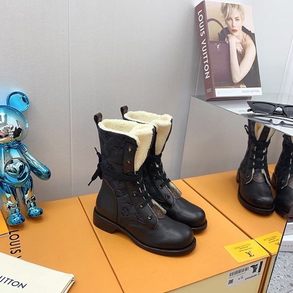 High quality Louis Vuitton wool boots replica shipping included vue74576 High quality Louis Vuitton wool boots replica shipping included vue74576