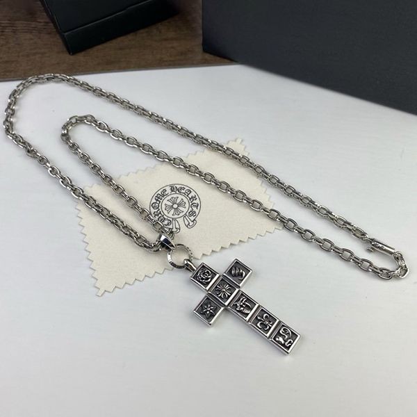 The latest and most fashionable Chrome Hearts necklace replica dagger silver Kuh86357