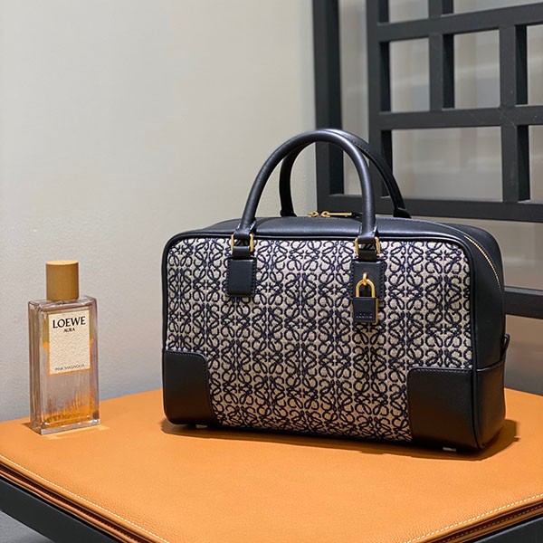 Loewe Amazona 28 Jacquard & Calfskin Handbag lok00901, popular worldwide