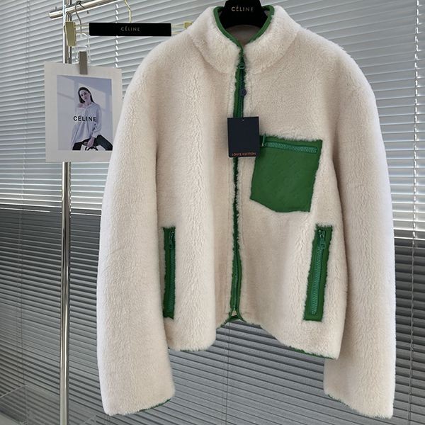 [Very versatile] Louis Vuitton replica Monogram Pocket Shearling Blouson vue39567