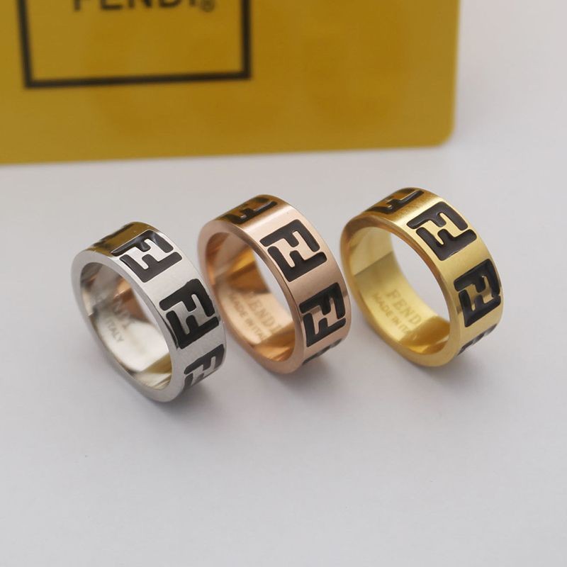 The popularity of this popular Fendi FF logo gold color ring is on the rise! 3 colors fei04925