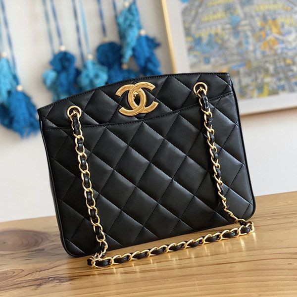 Rare Chanel chain shoulder bag replica shn64640