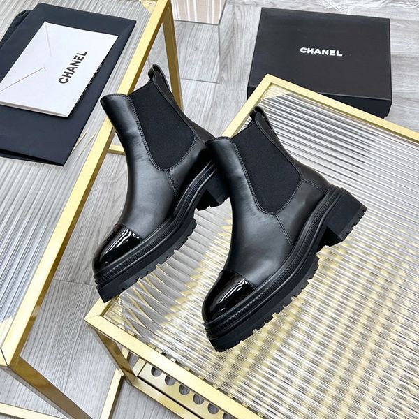 [Very easy to use] Chanel replica ankle boots CC lambskin patent shc18958