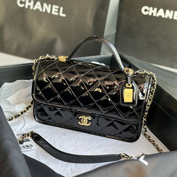 Stylish Chanel replica shoulder bag AS3653