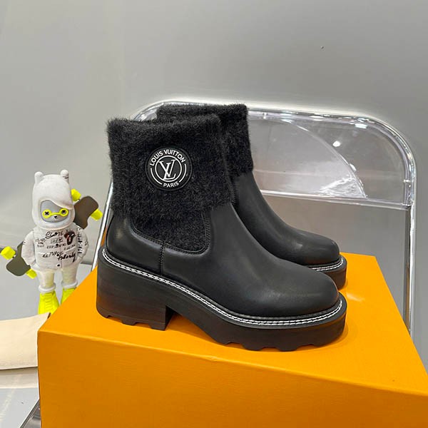 Perfect for a black dress ☆ Louis Vuitton boots replica women's vuz47407 Perfect for a black dress ☆ Louis Vuitton boots replica women's vuz47407