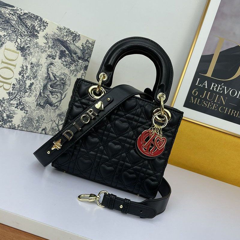 21aw new my ABC Dior Lady Dior bag fake lambskin m0538ongh_m900 21aw new my ABC Dior Lady Dior bag fake lambskin m0538ongh_m900