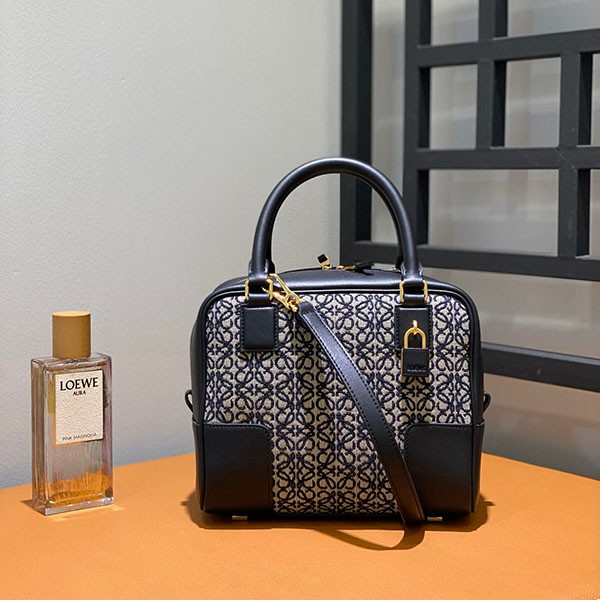 Lowest price challenge Loewe popular Amazona 19 square bag fake lov26460