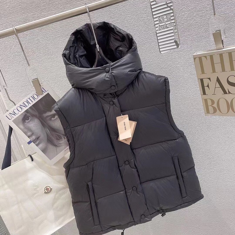 Very popular all over the world? ★ Miu Miu down jacket copy ★ Nylon myo45569