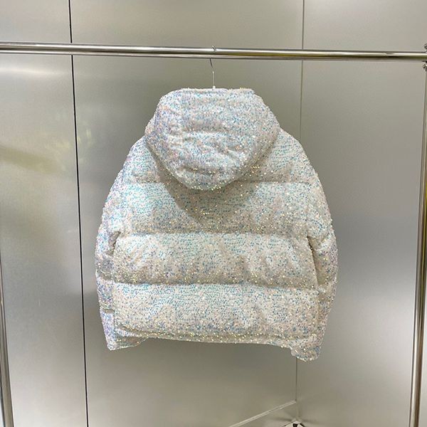 New color ☆ Rare Moncler hooded down jacket replica mom57802