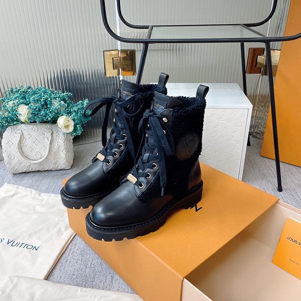 Extremely eye-catching! Louis Vuitton wool boots replica dew73143