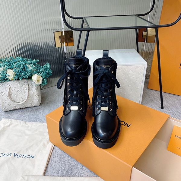 Extremely eye-catching! Louis Vuitton wool boots replica dew73143