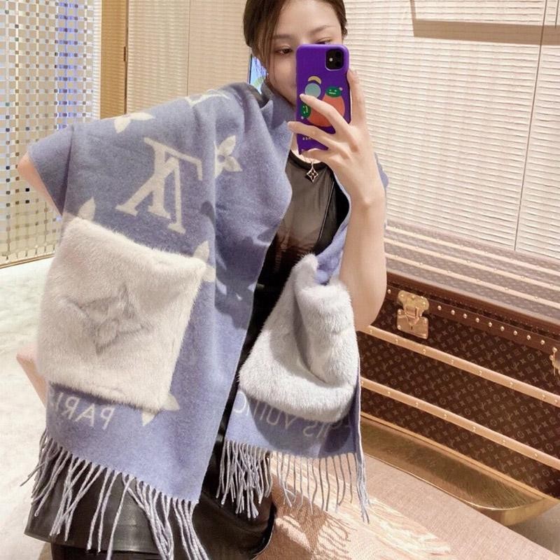 Extremely rare! Warm? {Louis Vuitton} Echarpe Cold Reykjavik Scarf M74354 Extremely rare! Warm? {Louis Vuitton} Echarpe Cold Reykjavik Scarf M74354