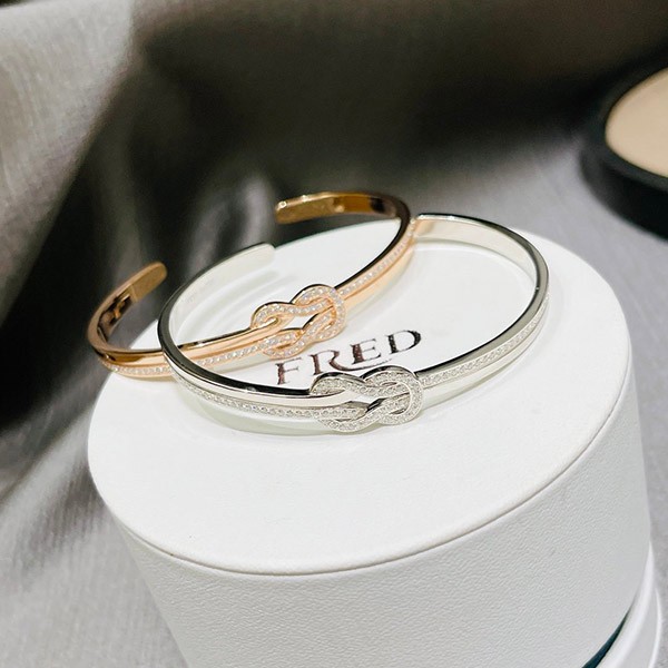 Fake Fred Chance Infinie (Medium) Half Diamond Bangle 16 6B1015