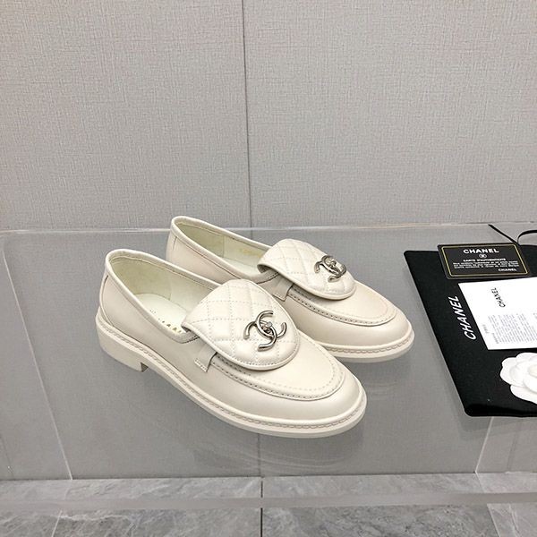 Popular Chanel Loafers Replica Matelasse CC Turnlock shl10420