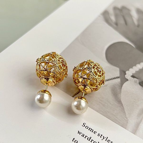 Perfect as a gift? Dior earrings replica E2060WOMCY_D03S dei50973 Perfect as a gift? Dior earrings replica E2060WOMCY_D03S dei50973