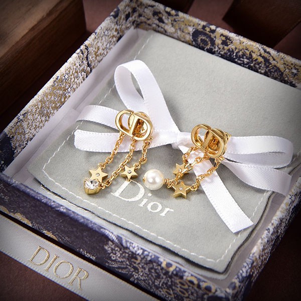 Dior PETIT CD Earrings Replica E2011WOMCY_D301 Dior PETIT CD Earrings Replica E2011WOMCY_D301