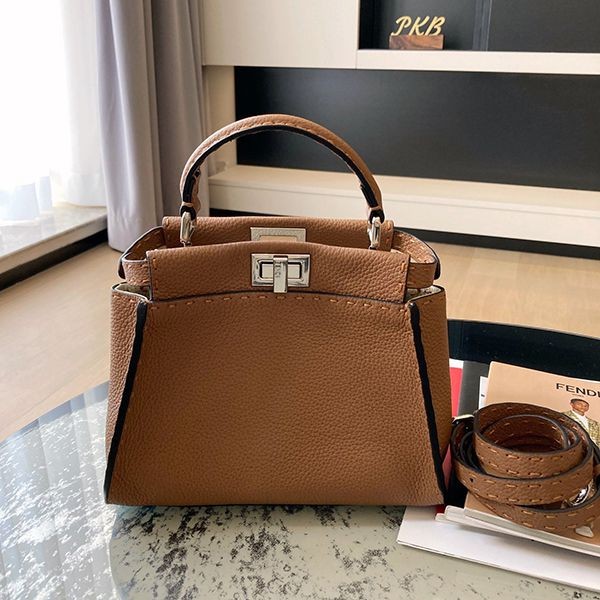 Stylish? Fendi shoulder bag replica fet27404