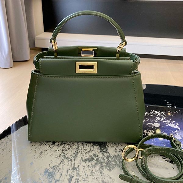 Very popular!! New color Fendi shoulder bag fek48477