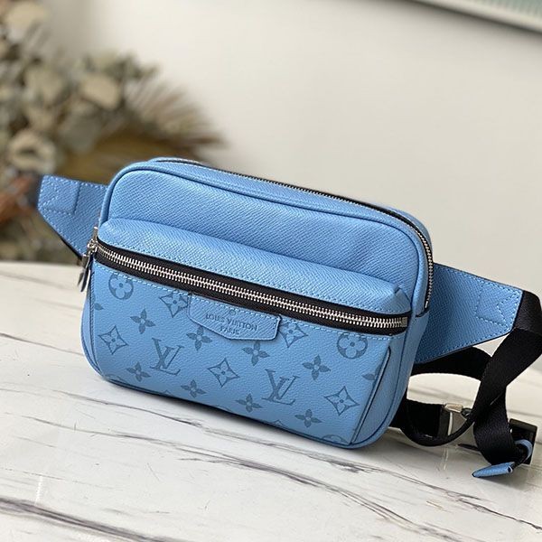 Louis Vuitton Bumbag Replica Outdoor Body Bag M30748 Louis Vuitton Bumbag Replica Outdoor Body Bag M30748