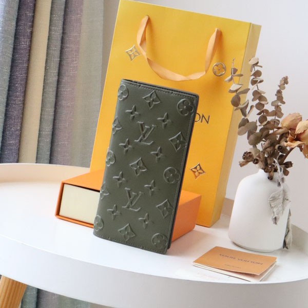 Louis Vuitton Wallet Replica 2021 New BRAZZA Bi-fold Long Wallet M80503