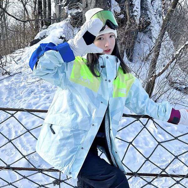 Very popular! New limited edition North Face x KAWS fake jacket Nog56254