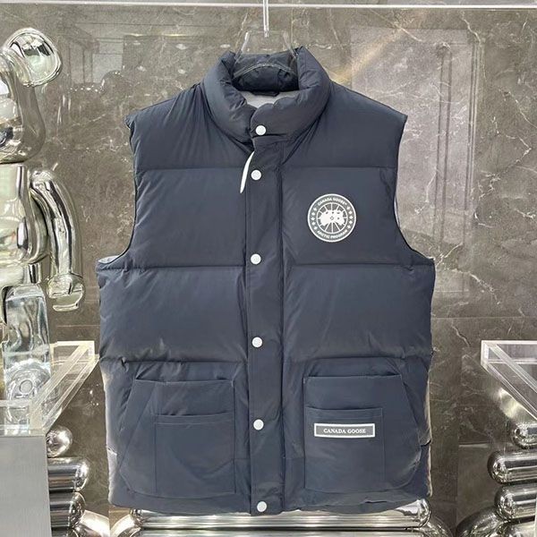 Popularity is rising rapidly Canada Goose Freestyle Down Vest Replica Cav26208