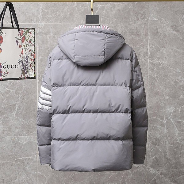 Thom Browne 22AW 4 Line Armband Down Jacket Replica toe23983
