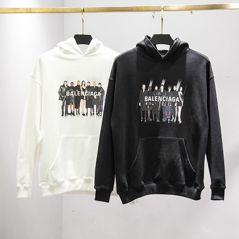 Love at first sight? Fake Balenciaga hoodie with Rammstein box seafood baz25914 Love at first sight? Fake Balenciaga hoodie with Rammstein box seafood baz25914