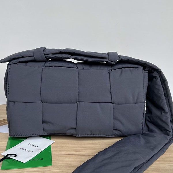 Bottega Veneta shoulder bag replica box61410