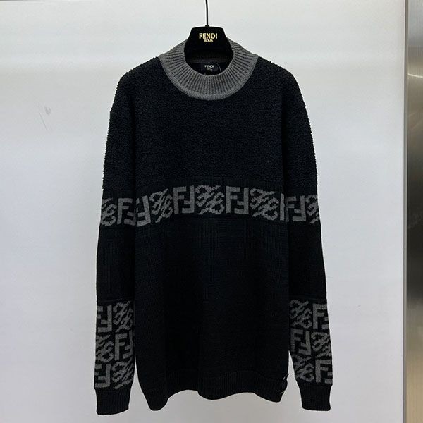 Hard to find Fendi☆ FF motif copy viscose sweater feq30589